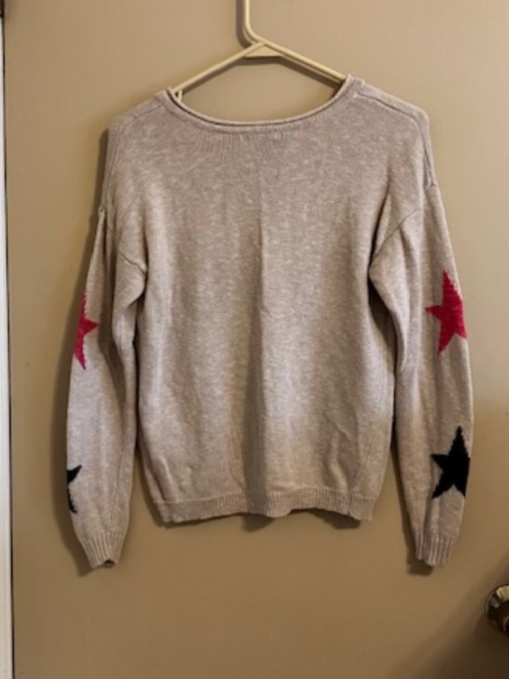 Stars Sweater with Strings - Picture 5 of 5